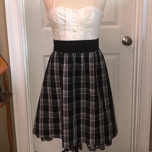 Snap Dresses & Skirts - {Snap}Black White Tartan Plaid Rockabilly Dress